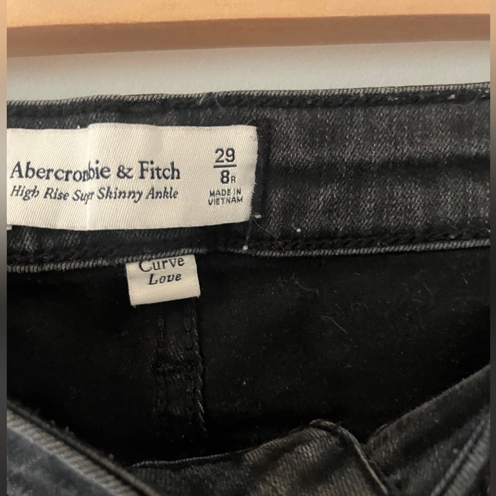 Abercrombie & Fitch Women's High Rise Super Skinny Ankle Black Skinny Jeans 29 - Picture 3 of 5